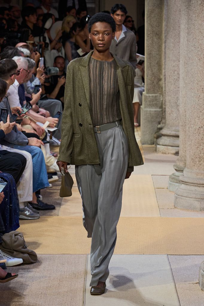 Giorgio Armani Primavera/Verano 2027 Colección Crucero Mujer