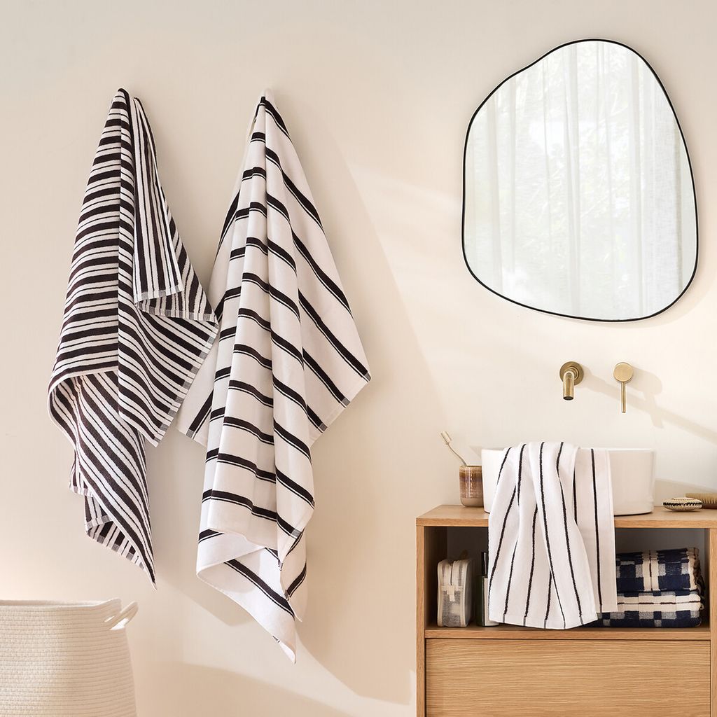 Perchas de pared para toallas