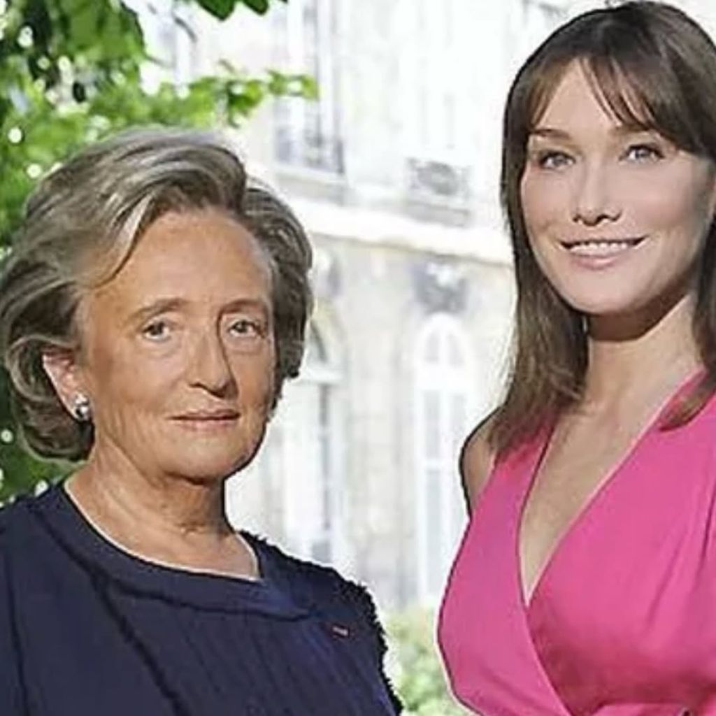 Carla Bruni se despide de Bernadette Chirac