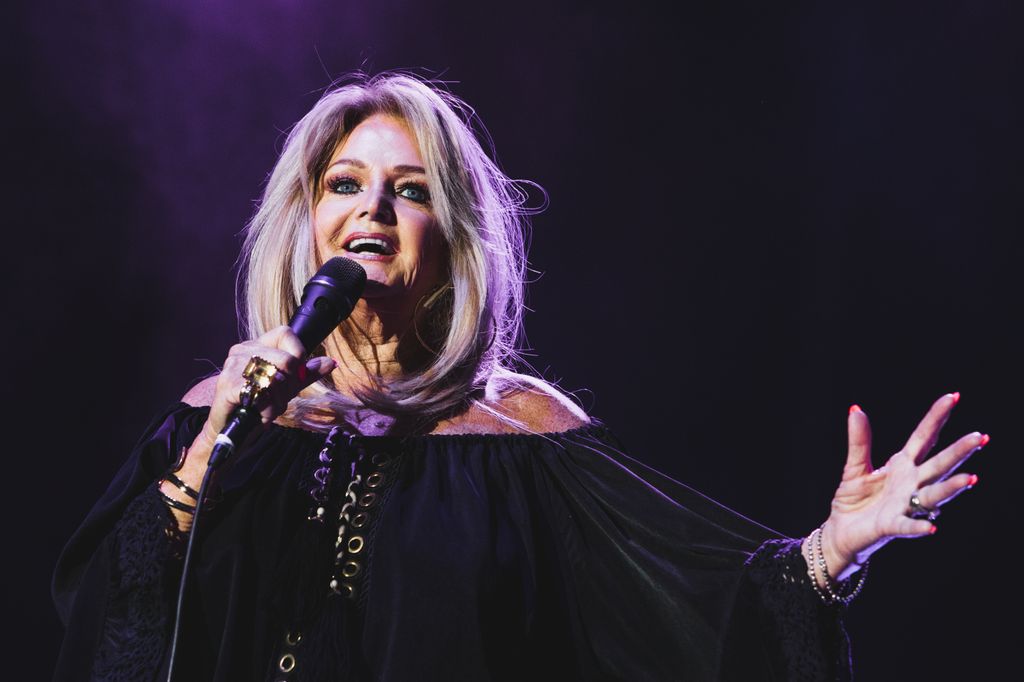 Bonnie Tyler saltó a la fama en la década de los 70's y desde entonces tuvo una exitosa carrera de cinco décadas.