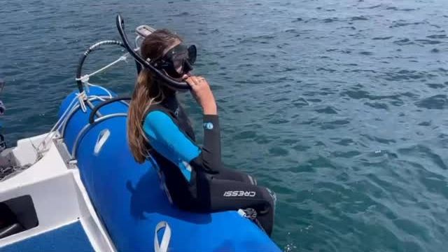 Sara Carbonero haciendo snorkel en el Océano Pacífico