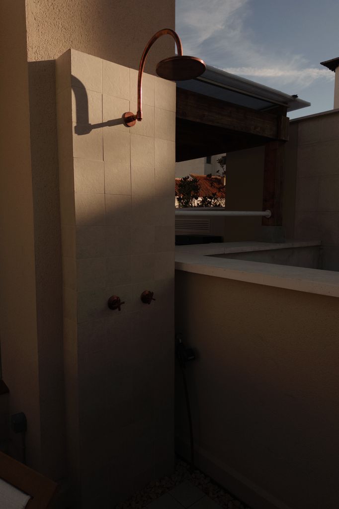Detalle de la ducha del proyecto Almagro