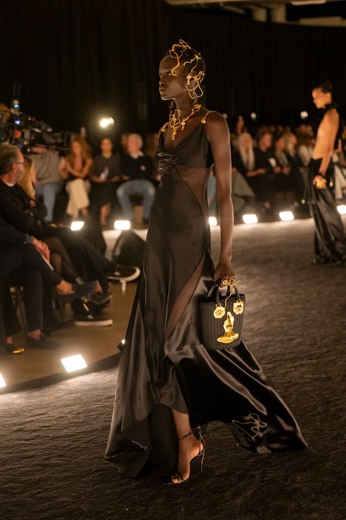 Schiaparelli primavera verano 2026
