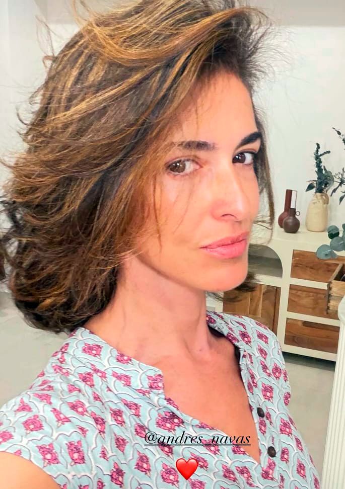 Blanca Romero, al salir del salón con sus nuevas mechas