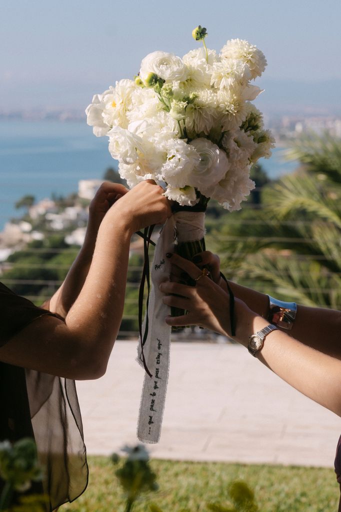 Ramo de novia blanco