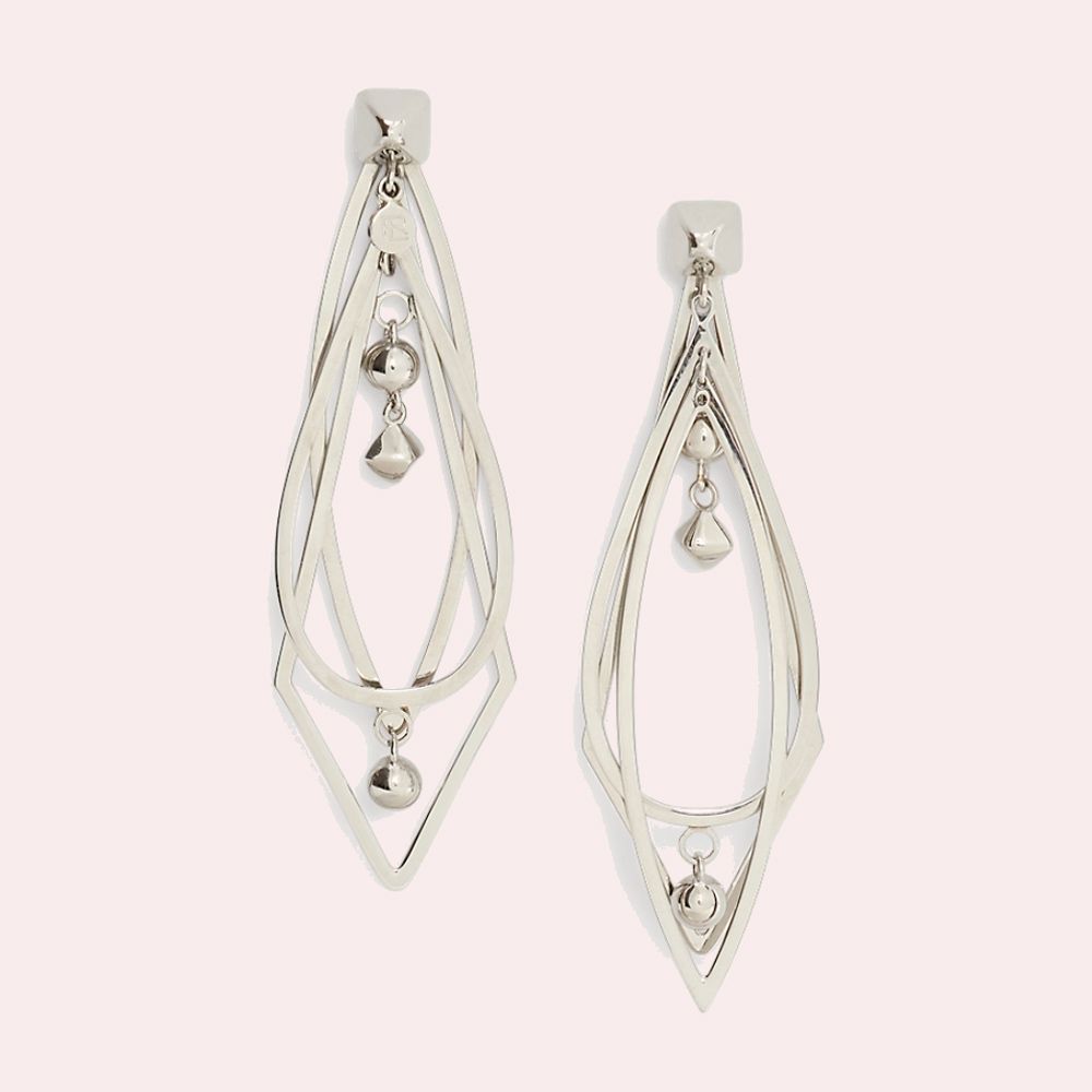 Pendientes largos plateados