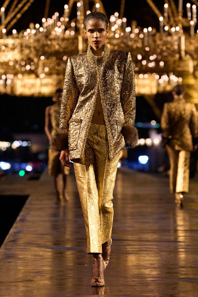 Paris Fashion Week: desfile de Saint Laurent (Primavera/Verano 2027)