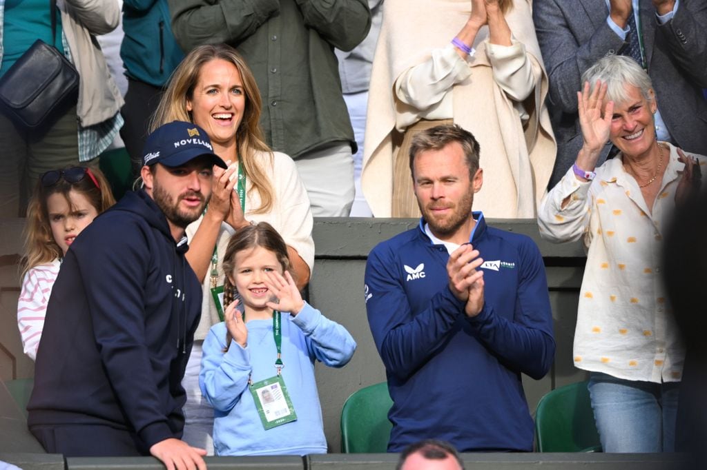 Kim Sears asiste al cuarto día del Campeonato de Tenis de Wimbledon el 4 de julio de 2024 en Londres, Inglaterra