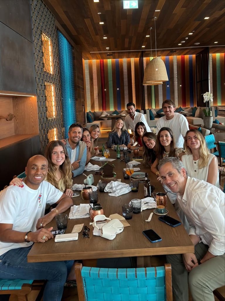 Así ha celebrado Fernando Verdasco su 42 cumpleaños: rodeado de amigos, familiares y su esposa