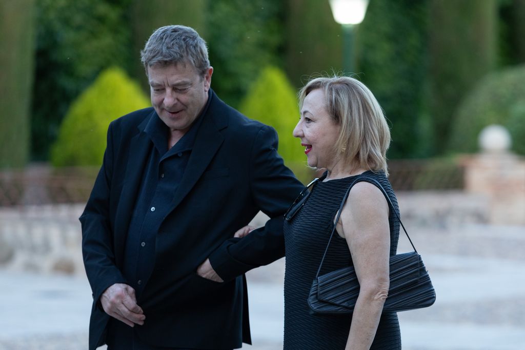 La actriz Carmen Machi con su novio Vicente a su llegada a la recepción oficial y cena institucional celebrada en el Cigarral del Ángel, 26 de mayo de 2026, Toledo, Castilla-La Mancha 