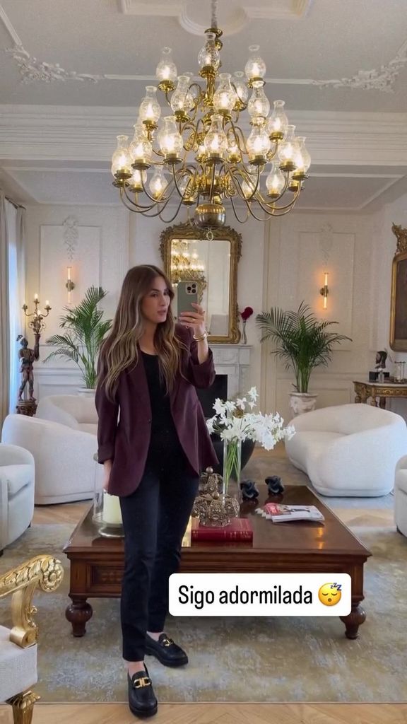 Cynthia lució muy guapa con un look cómodo y estiloso.