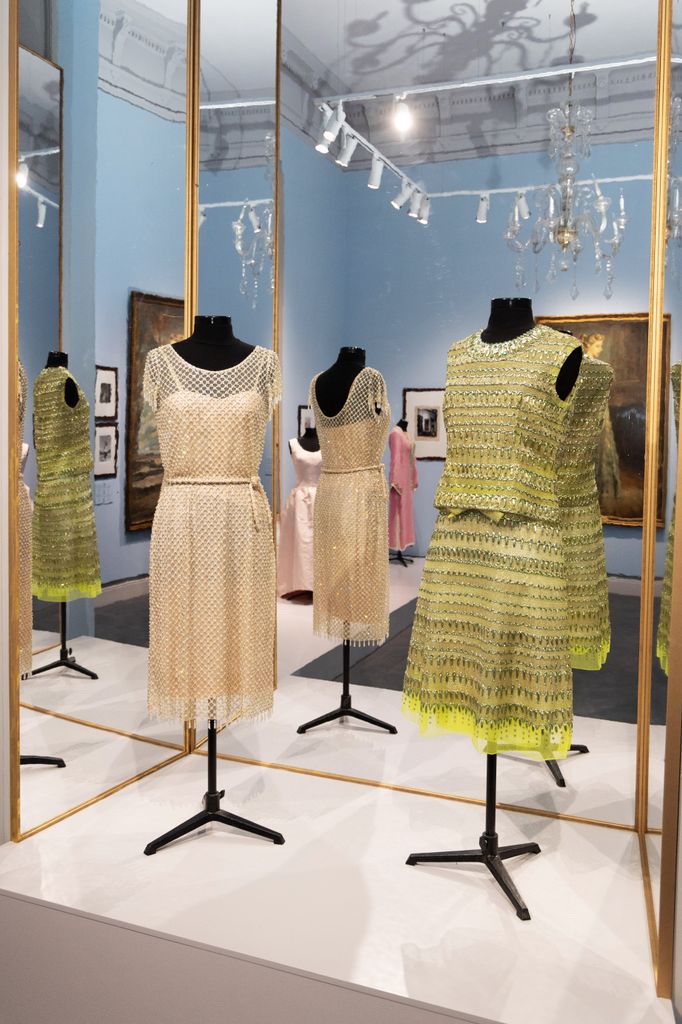 Los vestidos más icónicos de la duquesa de Alba también pueden verse en la exposición del Palacio de Liria