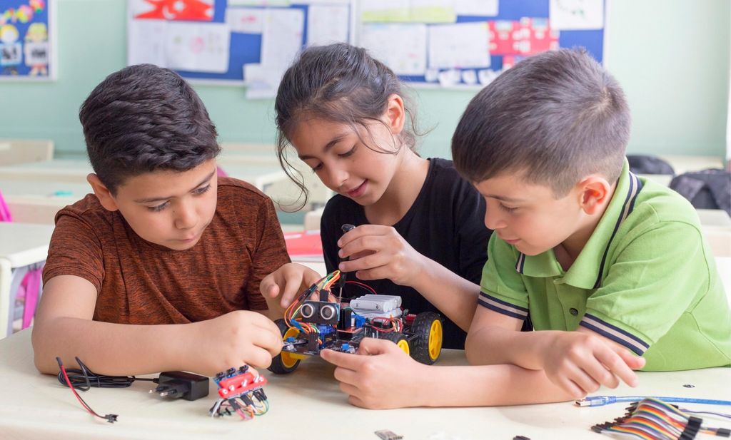 Niños en clase