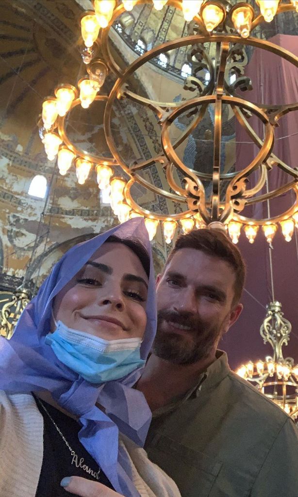 Julián Gil y su novia, Valeria Marín