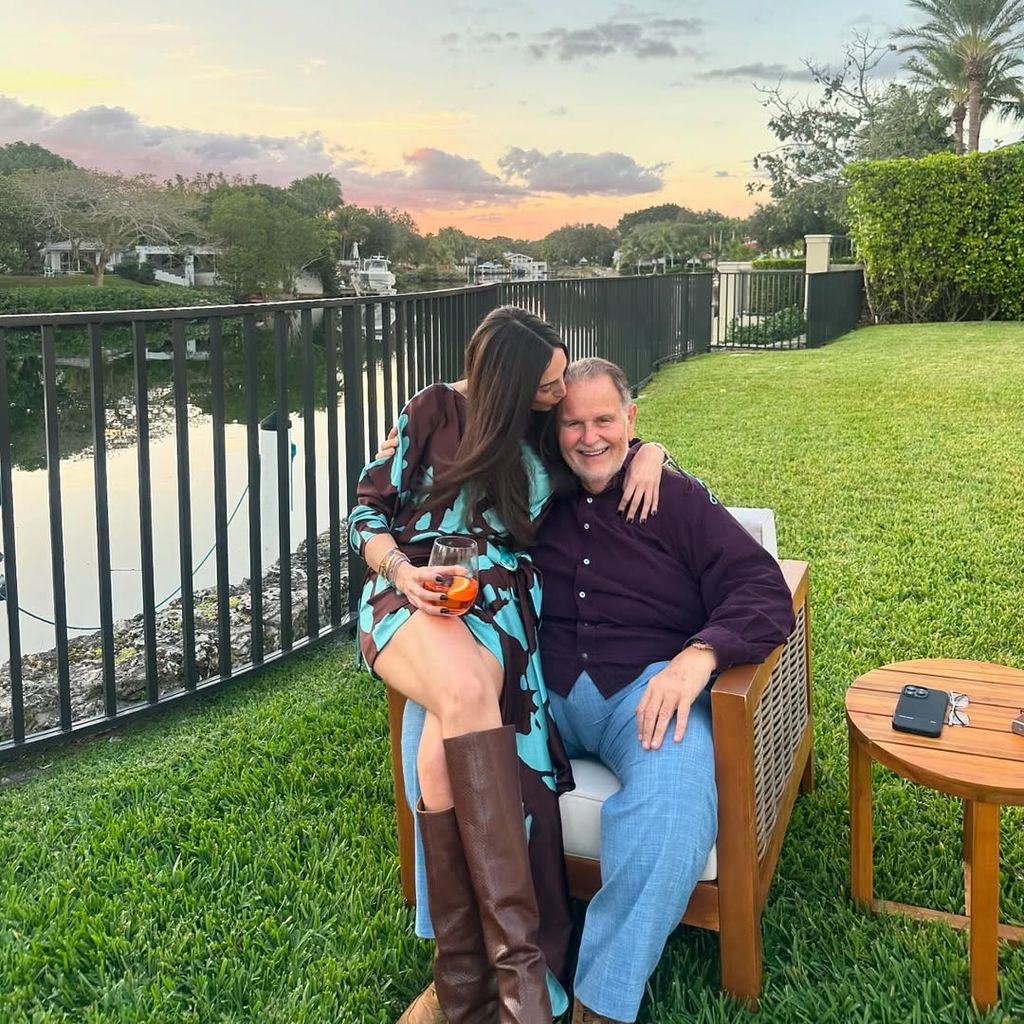 Mia de Molina se siente orgullosa y agradecida con su padre por el cariño y la educación que la ha brindado 