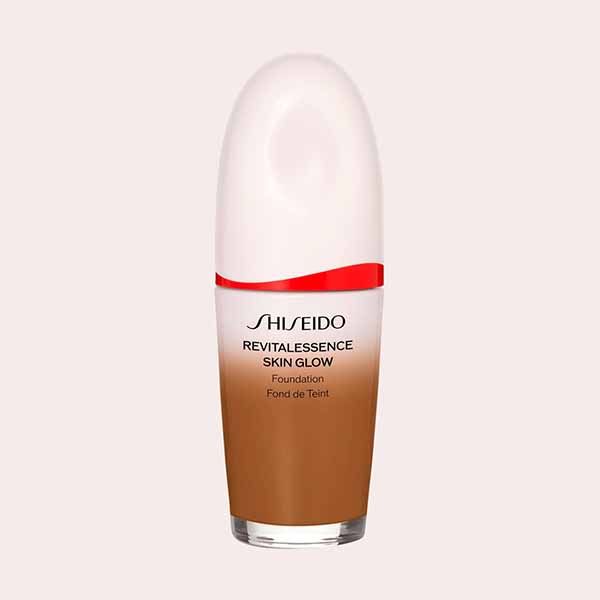 Base de Maquillaje Revitalessence Skin Glow Foundation Shiseido