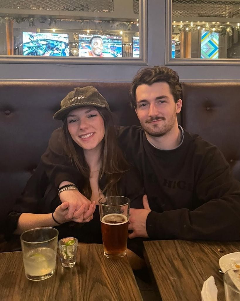 Natalie y Daniel, hijo de Liam Neeson, comprometidos