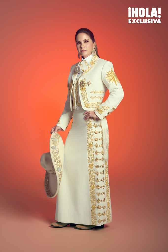 Lucero abre un nuevo capítulo musical lleno de pasión, madurez artística y mariachi, en el que la tradición y modernidad se unen en su álbum 'Conexión Mexicana'