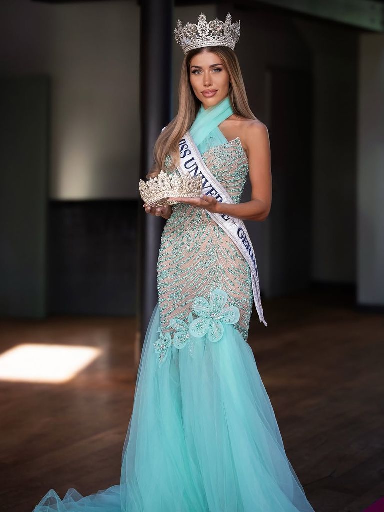 Diana Fast, Miss Universe Alemania, es madre de un pequeño de cinco años