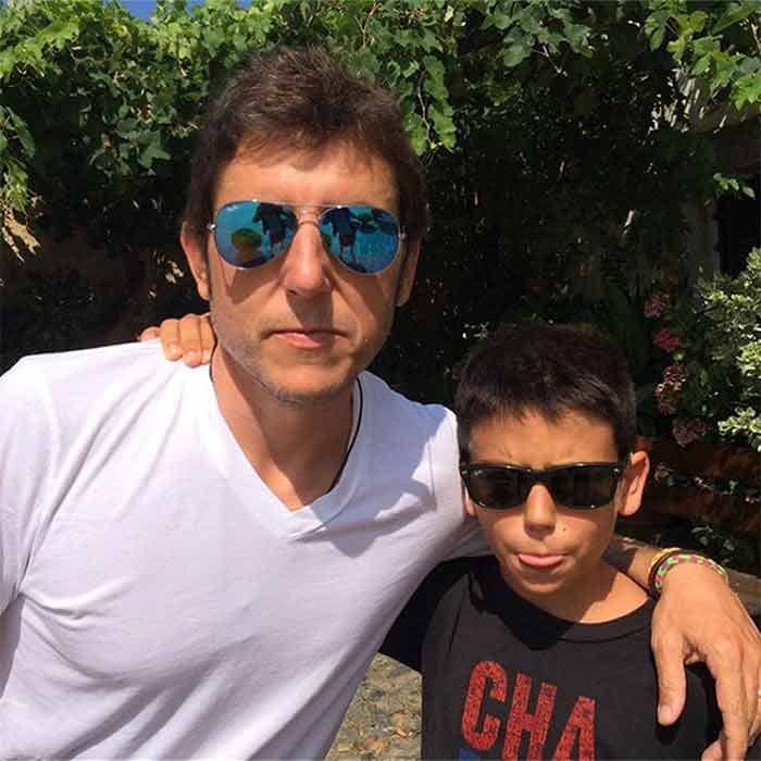 Manel Fuentes y su hijo Max