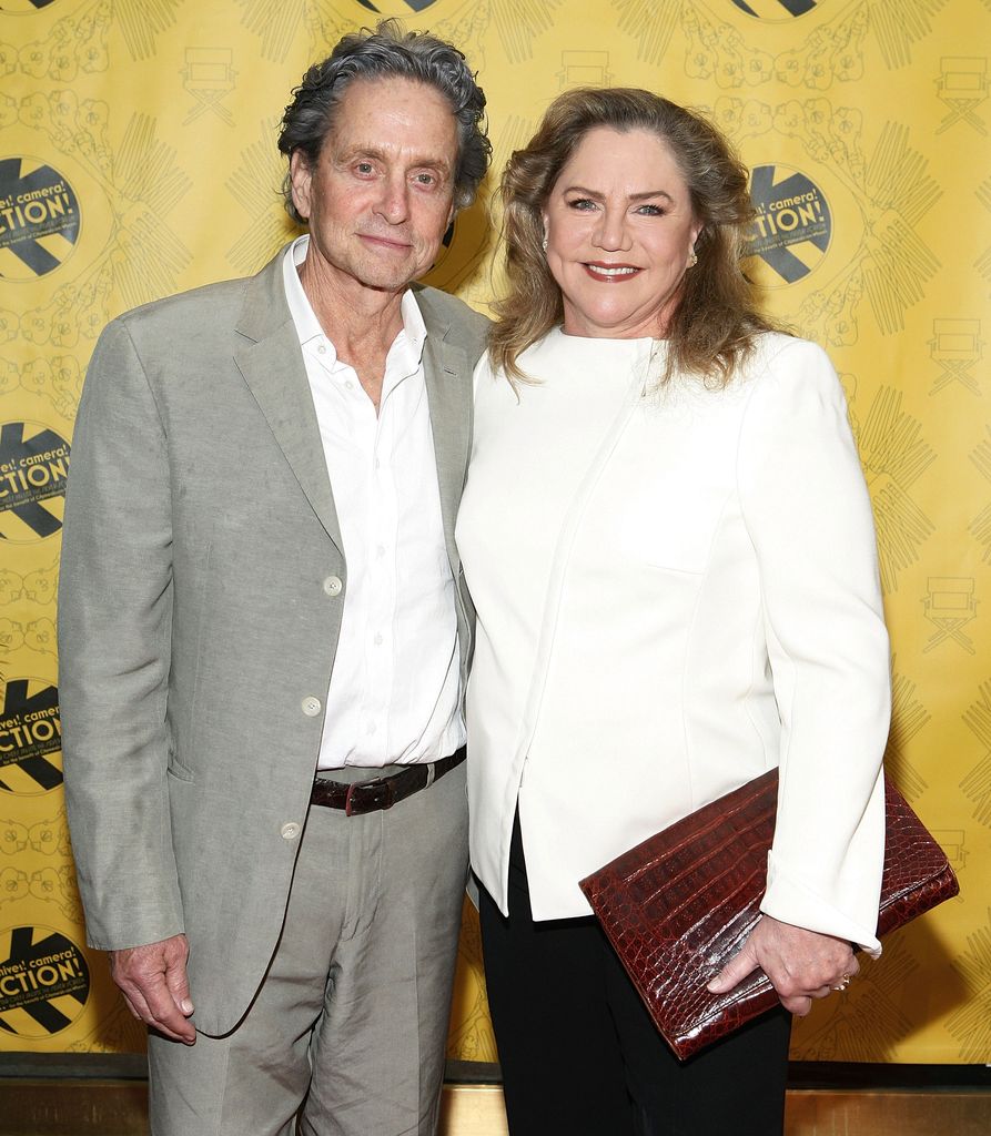 Al día de hoy, Michael Douglas y Kathleen Turner siguen siendo buenos amigos.