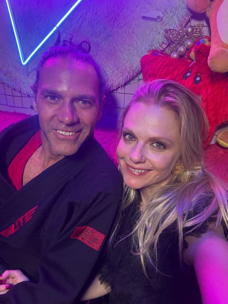 Aunque Valentino Lanús lleva varios años alejado de la televisión, no dudó en reencontrarse con Ana Layevska y Sara Maldonando.