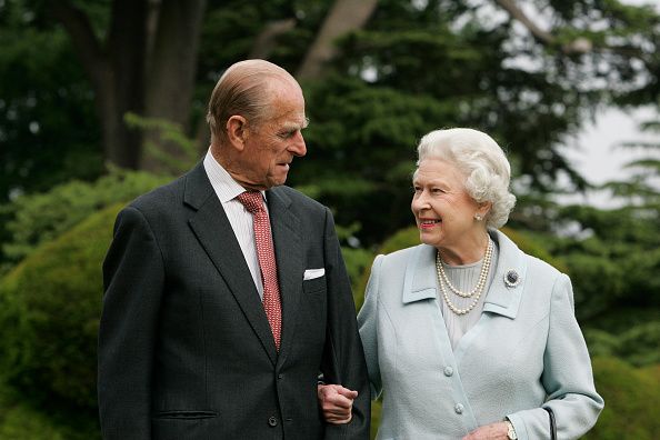 El príncipe Felipe y la reina Isabel II querían tener un apellido familiar que los distinguiera del resto de los Windsor