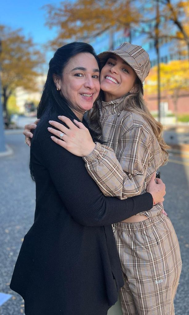 Clarissa Molina y su mamá, Clara Contrera