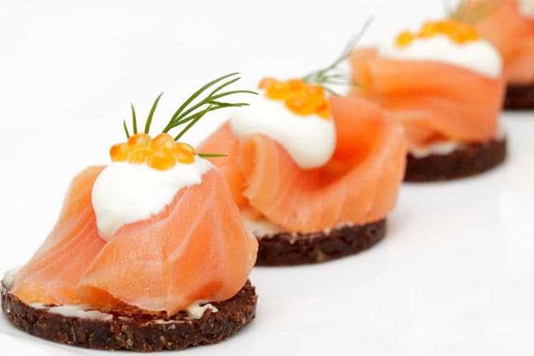 salmon-canapes