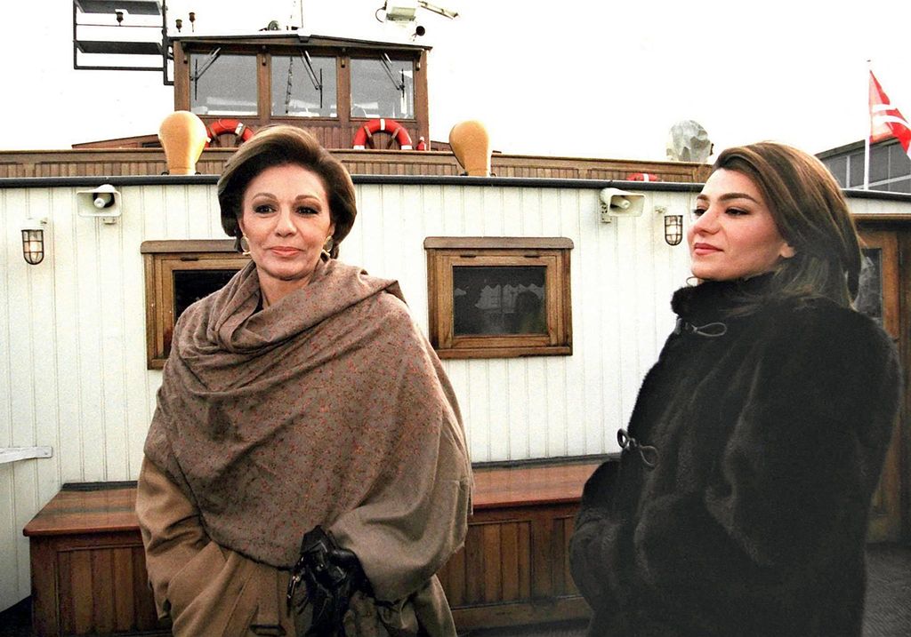 Farah Diba con su hija Leila, en una foto de archivo