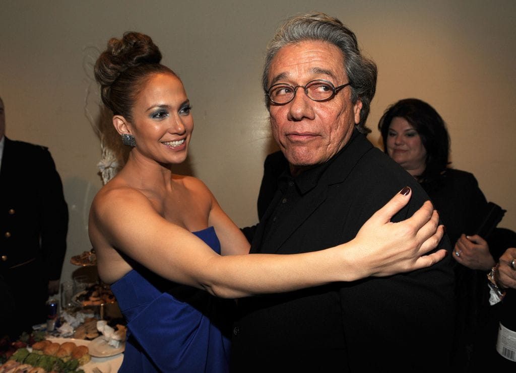 Jennifer Lopez y James Olmos en la 'Gala Celebrando El Cambio 2009' en Union Station en enero de 2009, en Washington, D.C. 