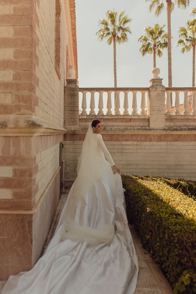 Look de novia viral de Rafa Valverde