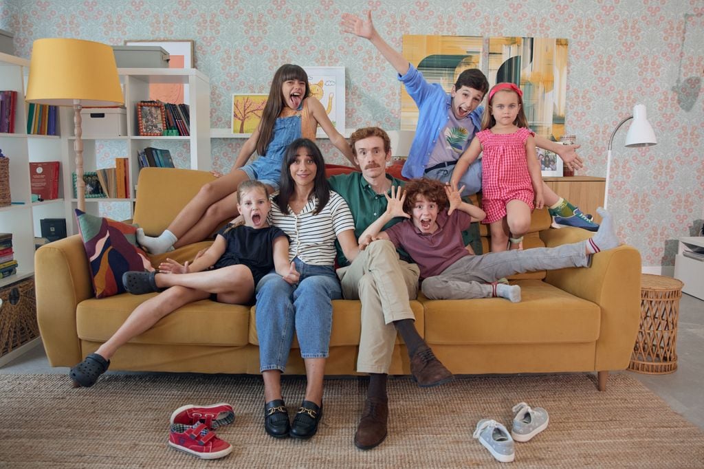 Mariam y Daniel, con sus cinco hijos en la ficción