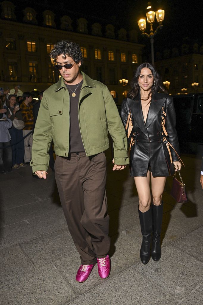 Ana de Armas y Beto Montenegro acudieron juntos también al after party de Louis Vuitton.