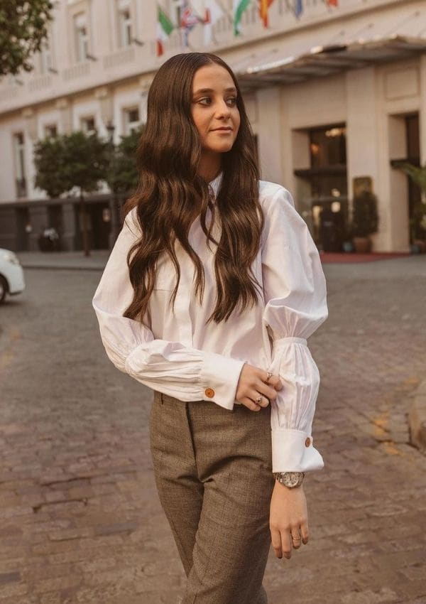 Victoria Federica con peinado de ondas naturales