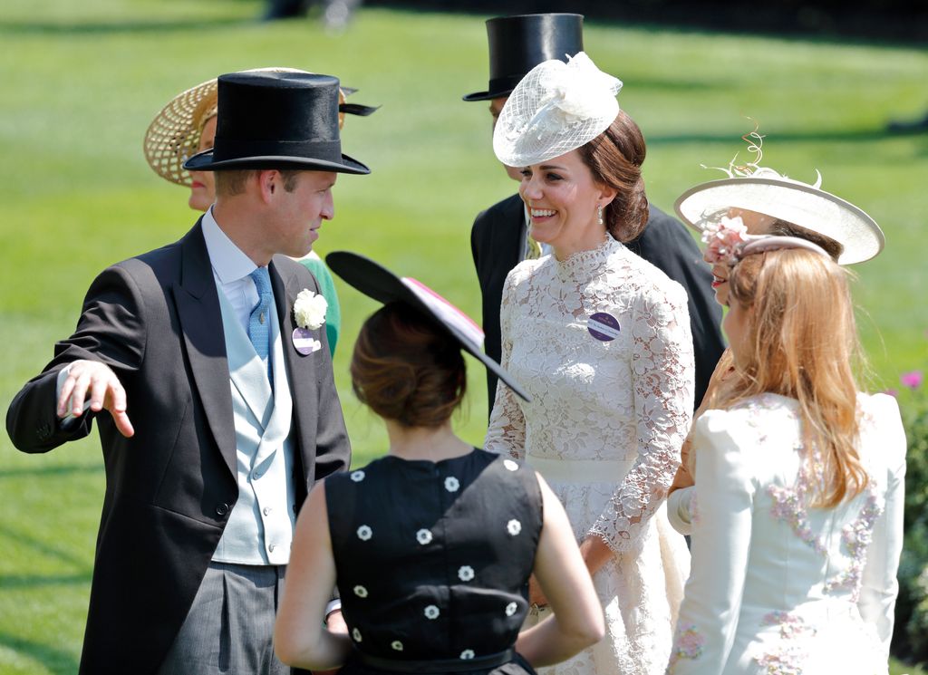 Los príncipes de Gales, con sus primas en Ascot