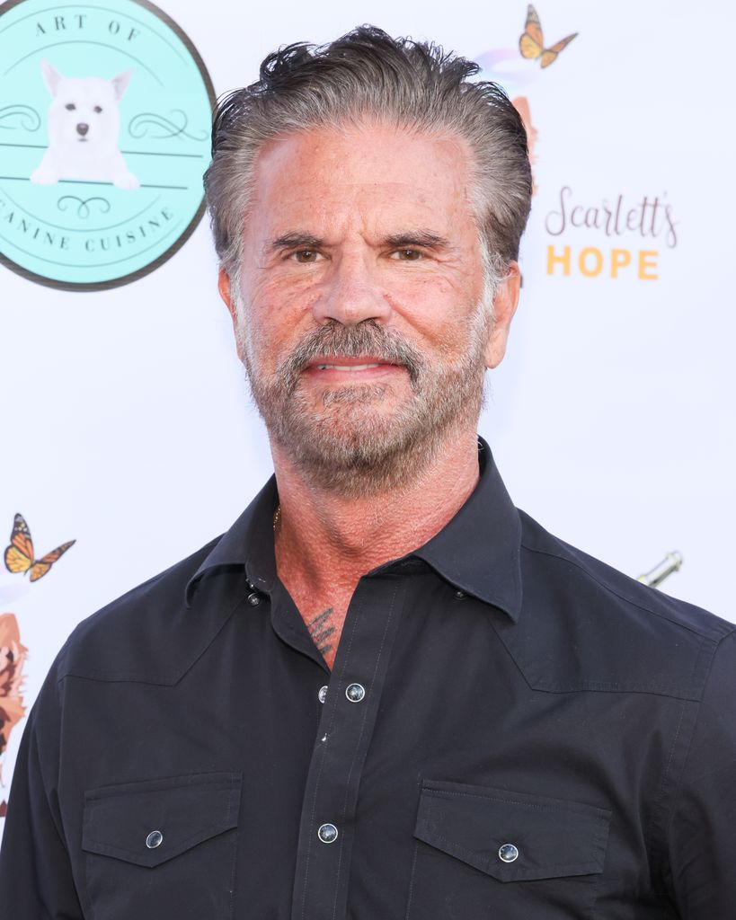 Lorenzo Lamas, en el mismo evento celebrado ese día en Los Ángeles (California, EE.UU.)