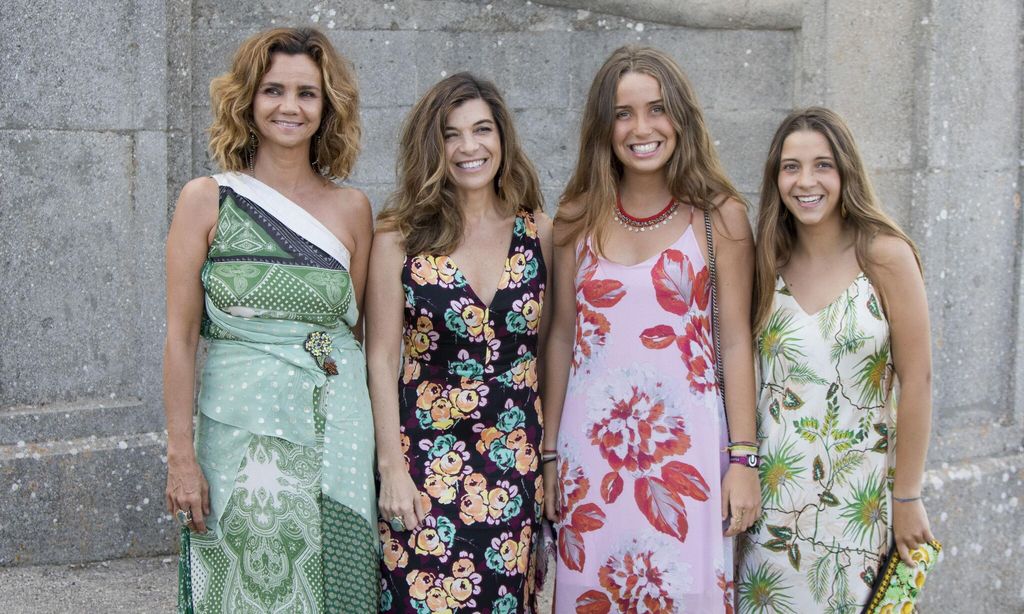 Victoria Zavala Carvajal And Daniel Munana\'s Wedding in Mallorca