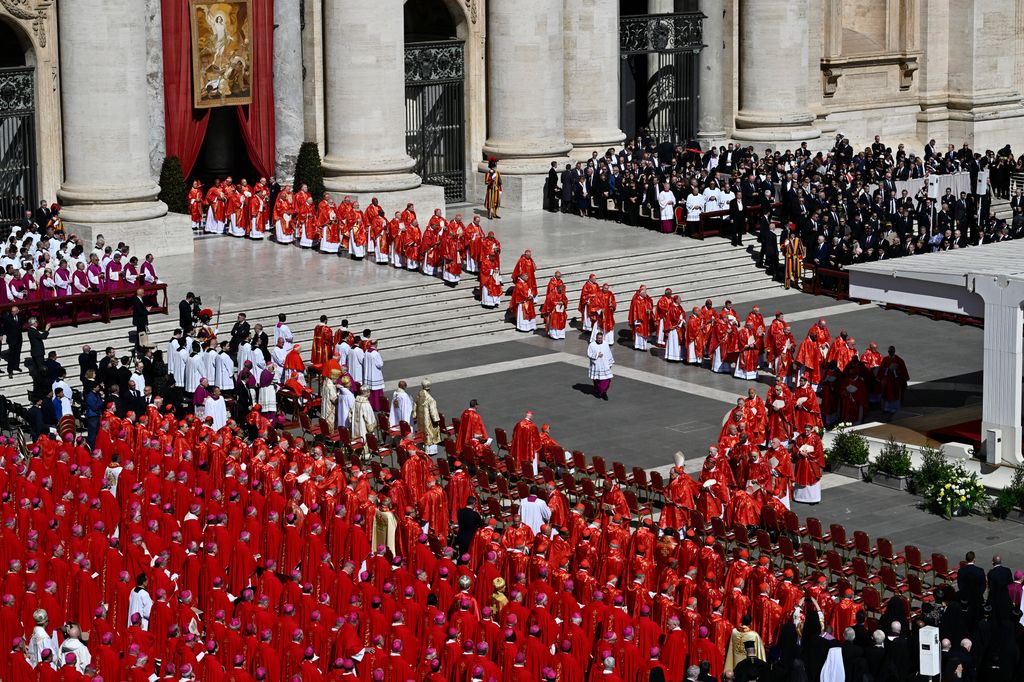 Momentos de la celebración del funeral del Papa Francisco