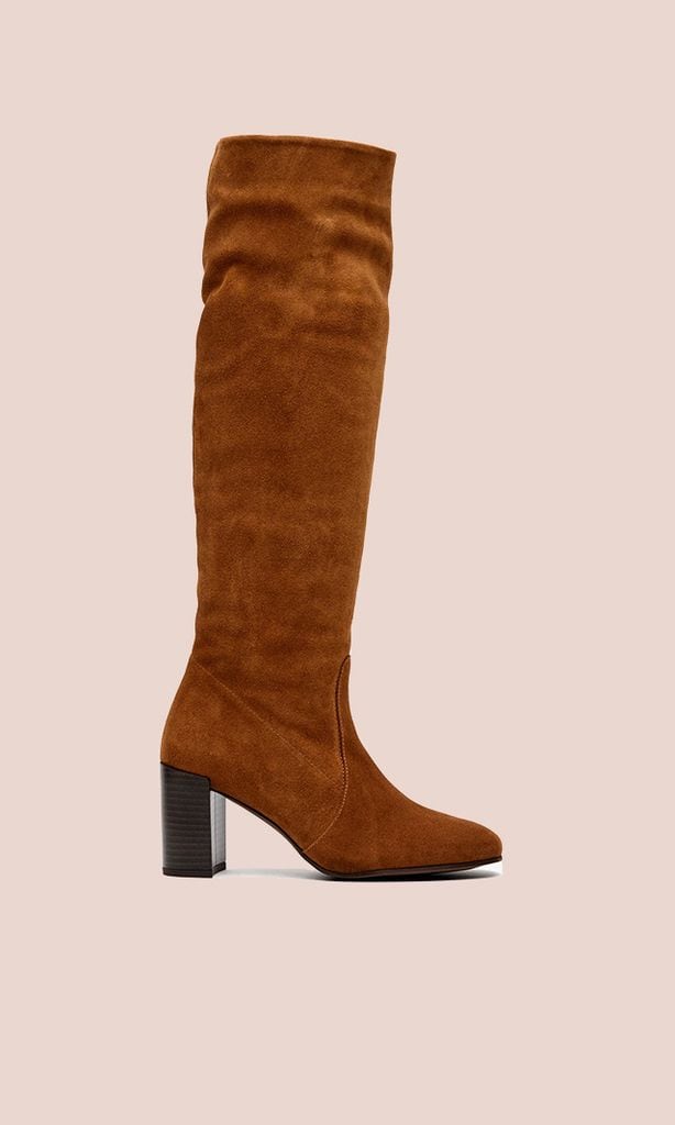 Bota 'Dalian' de ante marrón (165 euros)