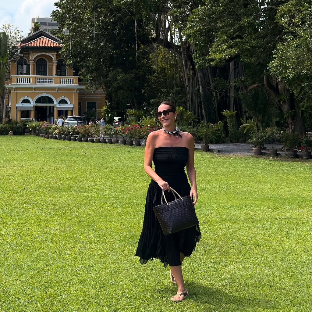 Ana Milán vestido negro