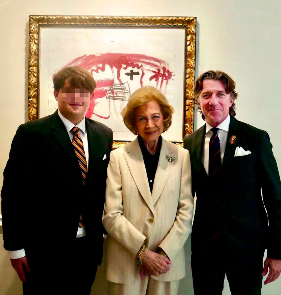 Colate y su hijo con S.M. La Reina Sofía en Miami