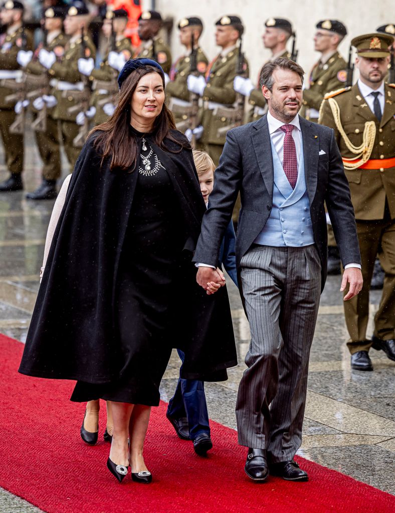Félix y Claire de Luxemburgo, con sus hijos Amalia y Liam