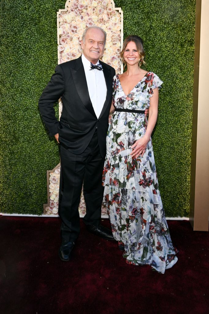 Kelsey Grammer y Kayte Walsh en los Globos de Oro de 2024