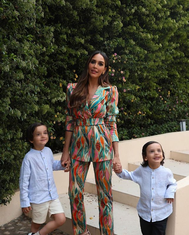 Rocío Osorno y sus niños el Domingo de Ramos 2024