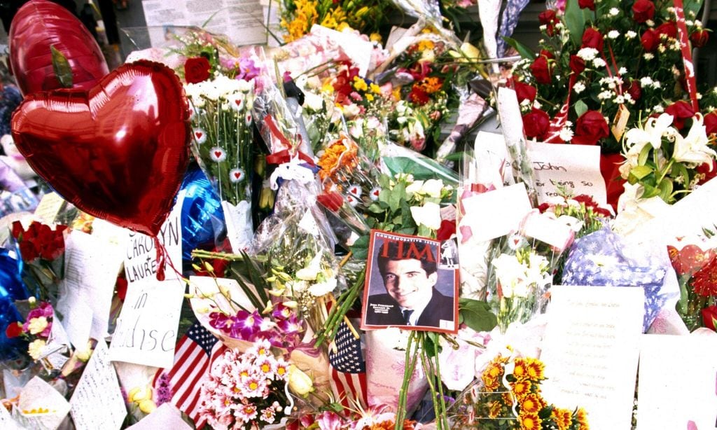 one year anniversary that John F. Kennedy Jr. (38) died in a plane crash