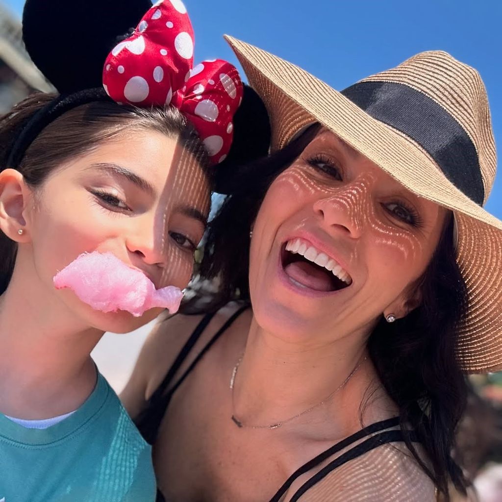 Aitana Derbez y Alessandra Rosaldo