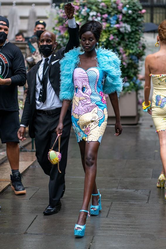 moschino primavera verano 033a