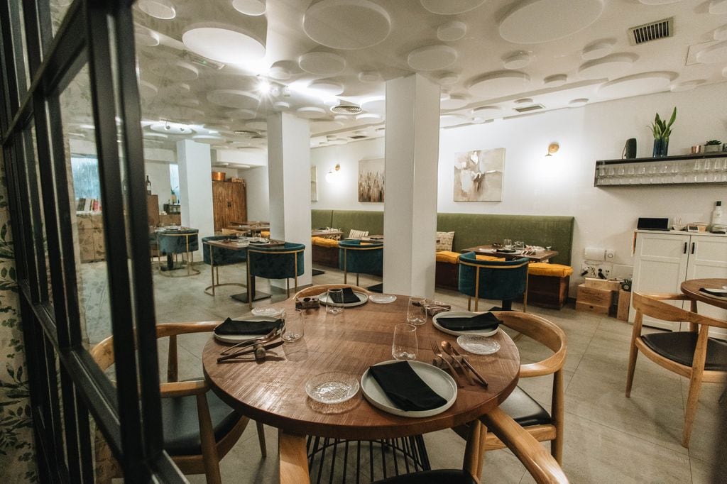 El restaurante Adaly se suma a la 'Foodie Black Week', con su menú 'Essentia' a un precio especial.