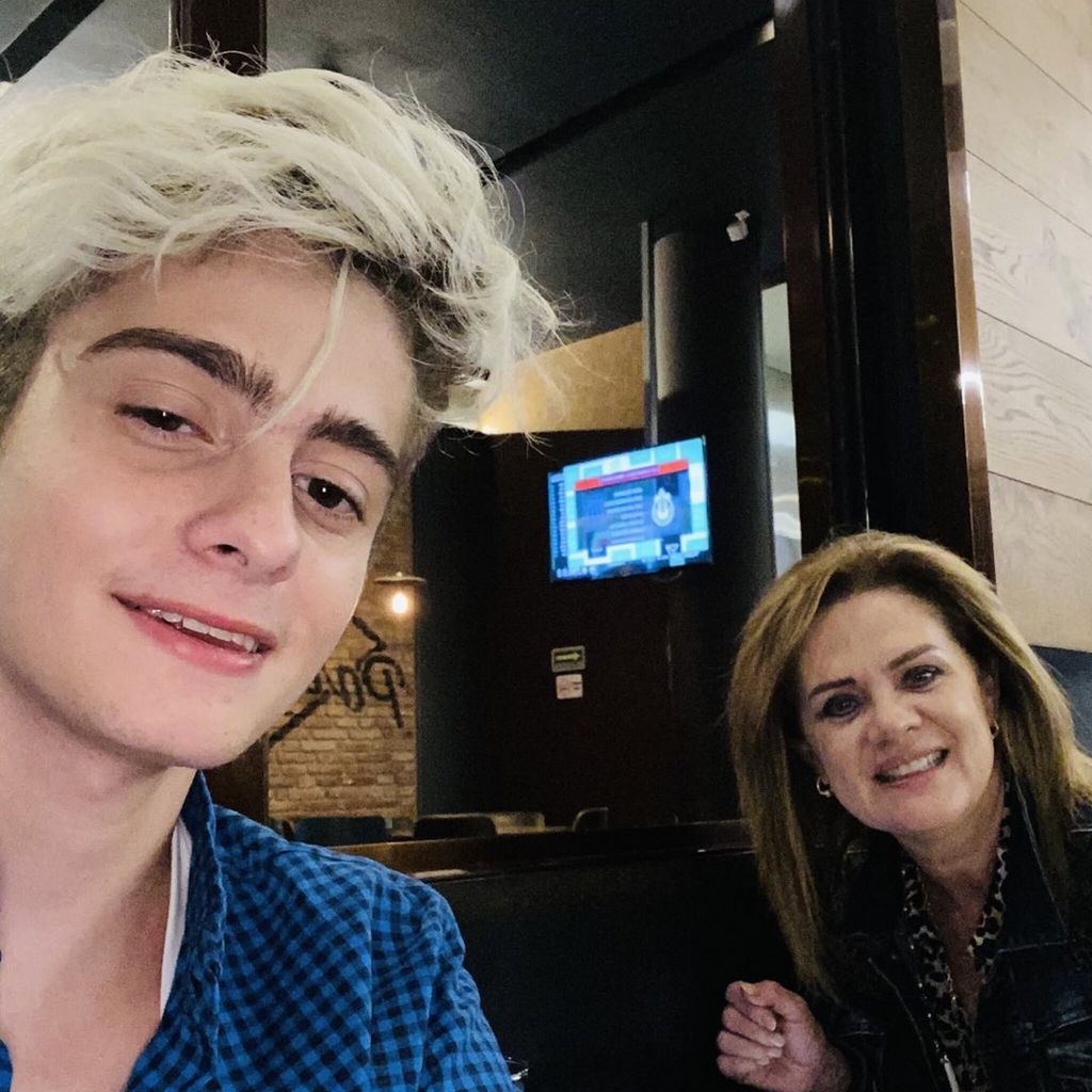 erika buenfil y su hijo
